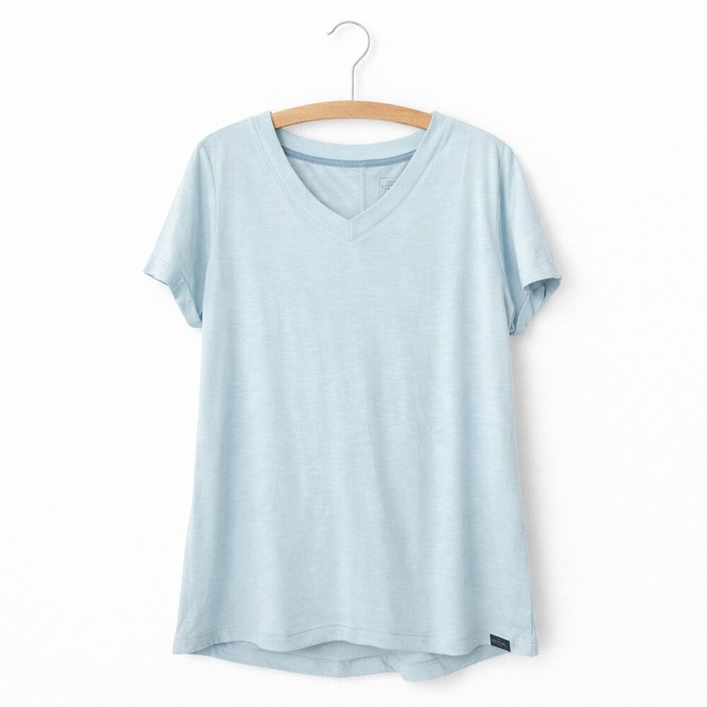NORTH FACE | Light Blue Short Sleeve Rapiddry Short Sleeve Tee - Women's Large